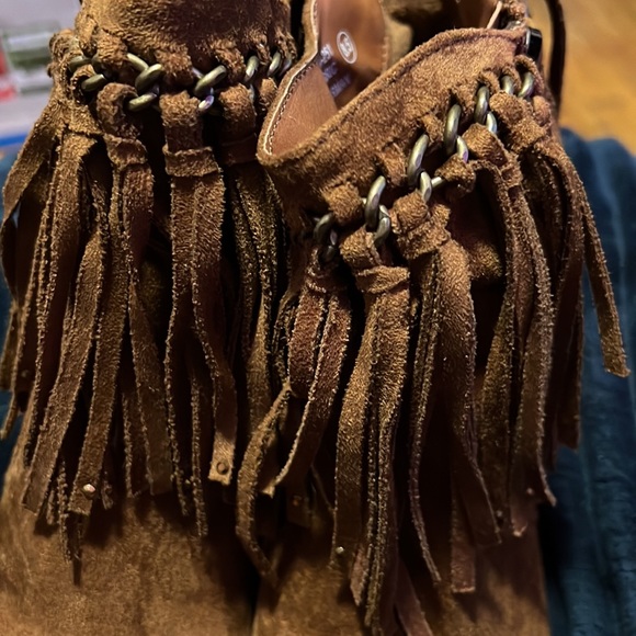 Not Rated Ayita size 8.5 Tan Fringe Bootie BNWB - Picture 3 of 9